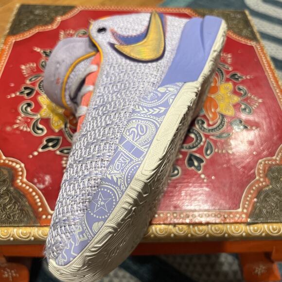 Men’s Size 9 Nike LeBron XX 20 Violet Frost- Purple Gold Blue Peach Sneakers main image 13